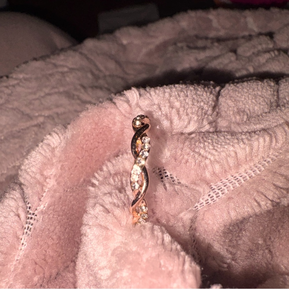 Twisted Knot Braid Shaped Ring